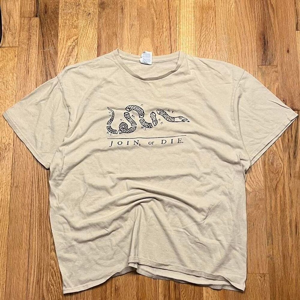 Delta Men's Tan and Cream T-shirt